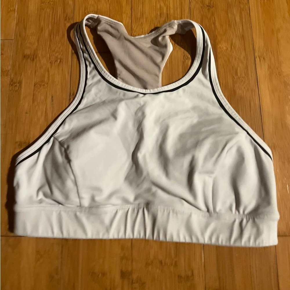 Lululemon pace perfect sports bra